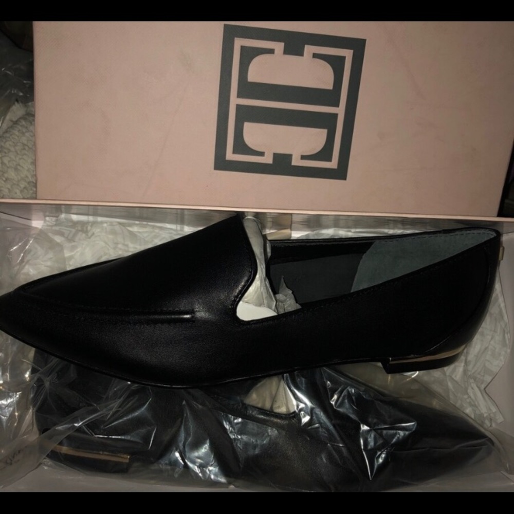 Ivanka trump flats size 7